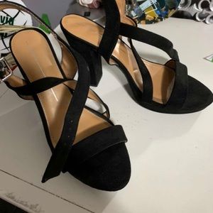 Size 11 Heels. Worn once. Great condition!